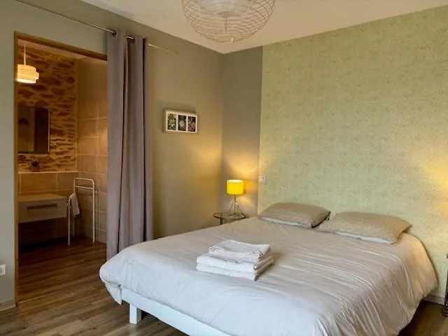 Le Clos Des Fagettes Salles-Curan Francia