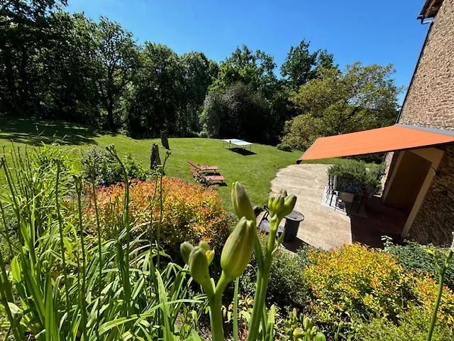 Le Clos Des Fagettes Salles-Curan Сasa de vacaciones